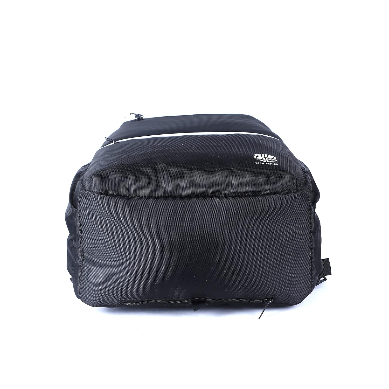 Gear LOGI-Q 27L Backpack with Trolley Sleeve for Men/Women (Black-White) - Image 4